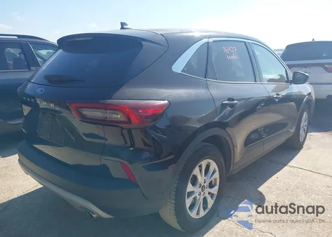 2024 Ford Escape Active z USA, uszkodzony, nr VIN 1FMCU0GN4RUA66314